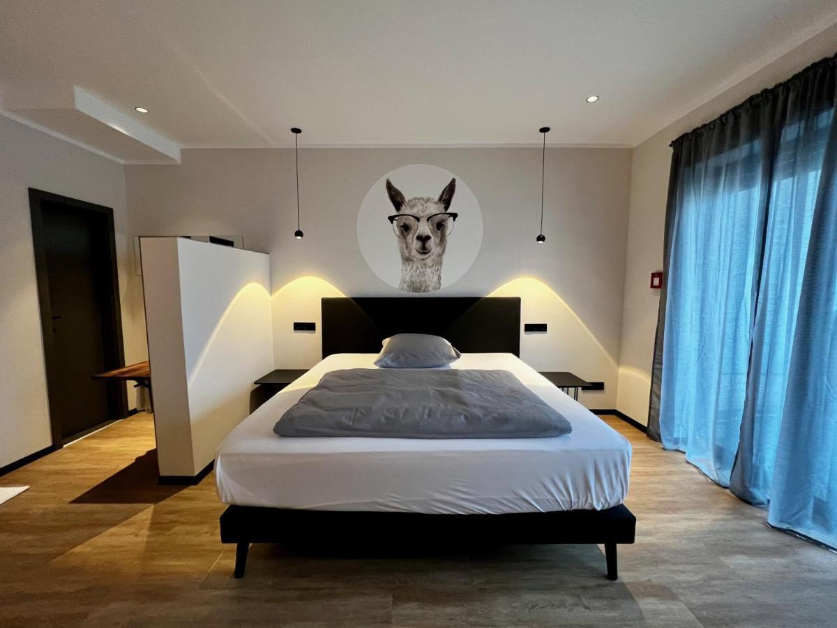 Hotel Drei Hoefe Friedrichsdorf Esterno foto