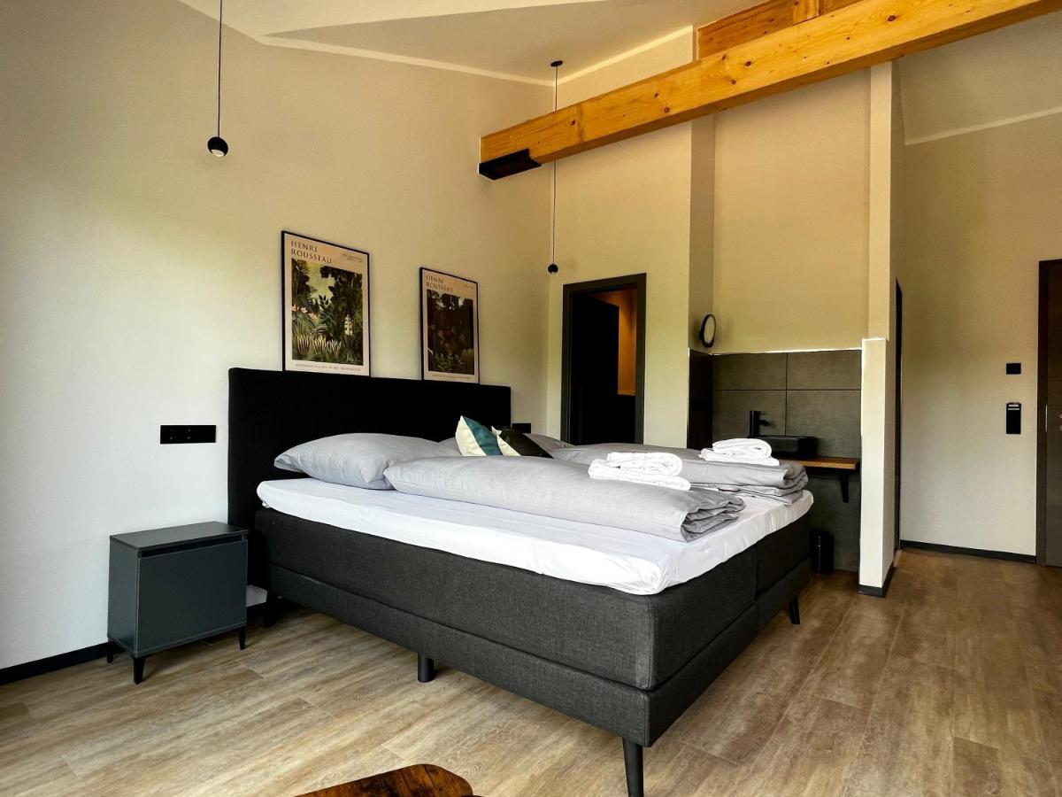 Hotel Drei Hoefe Friedrichsdorf Esterno foto
